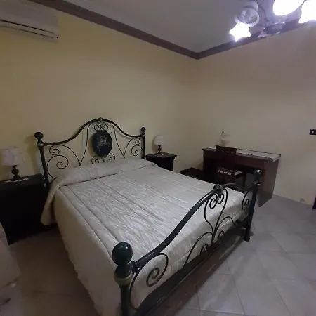 Rosalia Bed & Breakfast *